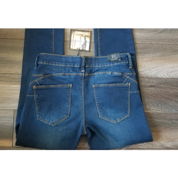 Urban Planet Rio Low Rise Push Up Skinny Jeans - Picture 4 of 7